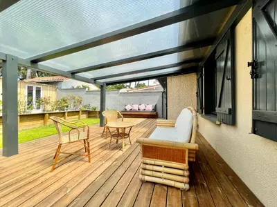 Balcon ou terrasse dans l'établissement Maison moderne idéale famille à 10 mn de la plage