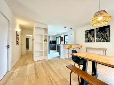 Cuisine ou kitchenette dans l'établissement Maison moderne idéale famille à 10 mn de la plage