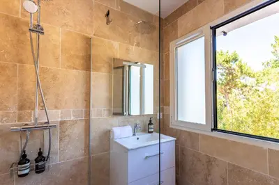 Salle de bains dans l'établissement Pyla Plage - appartement vue mer - Perle(o)