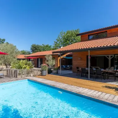 Villa familiale 10 pers. à Biscarrosse avec piscine chauffée