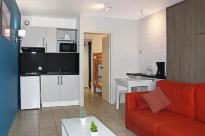 Cuisine ou kitchenette dans l'établissement Résidence du Parc Hossegor