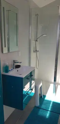 Salle de bains dans l'établissement Chambre d'hôtes Entre-deux Lacs