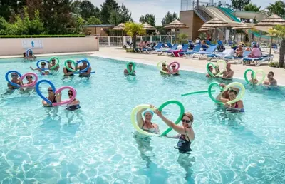 Piscine de l'établissement Bahiana ou située à proximité
