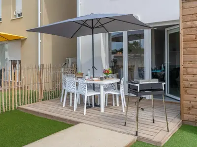 Terrasse ou espace extérieur de l'établissement Apartment Soleil Couchant B03 by Interhome