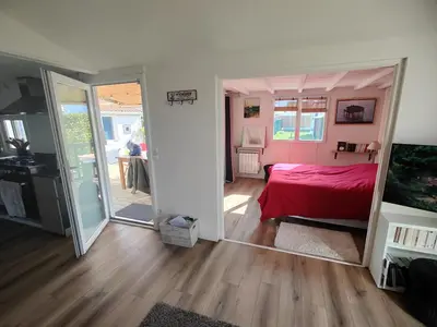 Un ou plusieurs lits dans un hébergement de l'établissement Maison 47m2 climatisé, piscine,linge fourni