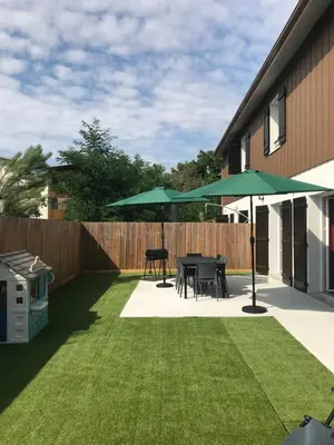 Jardin de l'établissement Maison 8 personnes Biscarrosse bourg