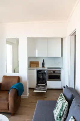 Cuisine ou kitchenette dans l'établissement Appartement en bord de mer avec vue exceptionnelle