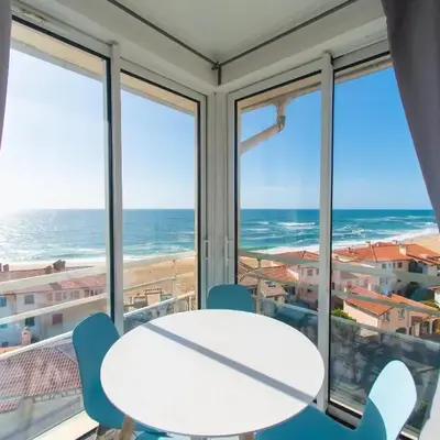 Appartement en bord de mer avec vue exceptionnelle