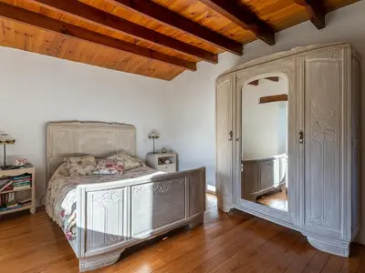 Un ou plusieurs lits dans un hébergement de l'établissement Maison landaise 3* à Mimizan, 7 pers, WiFi, clim, proche océan - FR-1-50-103