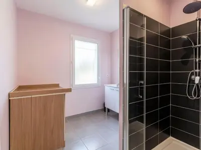 Salle de bains dans l'établissement Holiday Home Lamanchs by Interhome