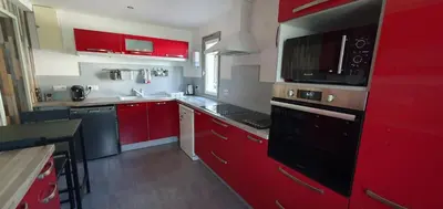 Cuisine ou kitchenette dans l'établissement STUDIO L'HORIZON