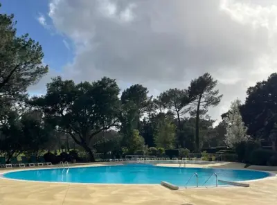 Piscine de l'établissement Appartement 5 personnes, 40m2, à Moliets, proche golf, grand balcon, piscine et bassin ou située à proximité