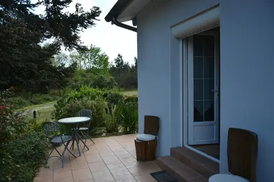 Jardin de l'établissement Chambre d'hôtes de la tuilerie