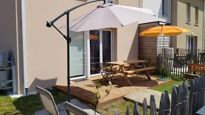 Terrasse ou espace extérieur de l'établissement La cabane de Mimimael Duplex 4 pers proche océan