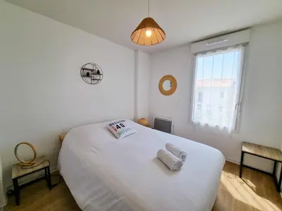 Un ou plusieurs lits dans un hébergement de l'établissement La cabane de Mimimael Duplex 4 pers proche océan