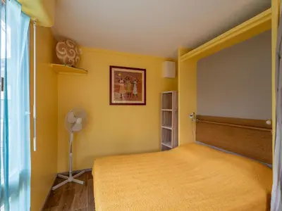 Un ou plusieurs lits dans un hébergement de l'établissement Chalet cosy pour 4 pers à Mimizan, proche plages et pistes cyclables, classé 2 étoiles - FR-1-50-108