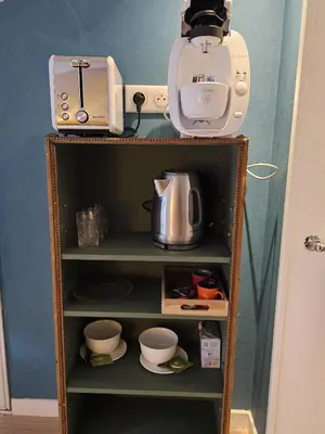 Cuisine ou kitchenette dans l'établissement Jolie SUITE de 28m² - LA HUME Centre