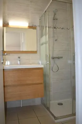 Salle de bains dans l'établissement Appartement cosy au calme