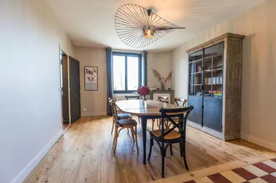 Cuisine ou kitchenette dans l'établissement La maison d'à côté