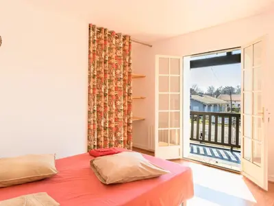 Un ou plusieurs lits dans un hébergement de l'établissement Holiday Home Les Chênes by Interhome