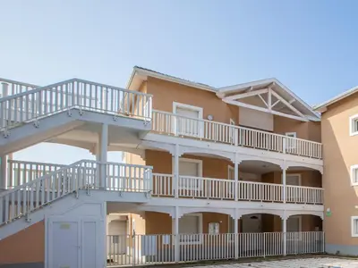 Balcon ou terrasse dans l'établissement Apartment La Louisiane by Interhome