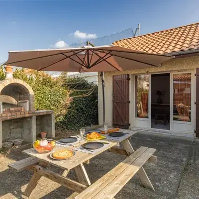 Holiday Home La Gare by Interhome