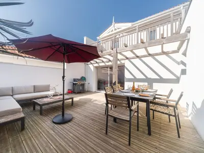 Balcon ou terrasse dans l'établissement Apartment Les Patios de Flore-2 by Interhome