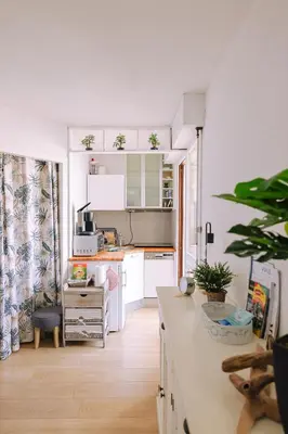 Cuisine ou kitchenette dans l'établissement Appart cosy proche de la plage.
