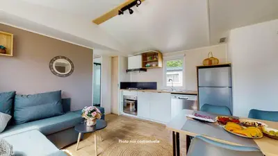 Cuisine ou kitchenette dans l'établissement Camping Officiel Siblu La Plage