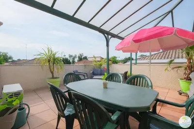 Balcon ou terrasse dans l'établissement Biscarrosse Bourg Appartement avec terrasse classé 1 étoile pour 4 personnes