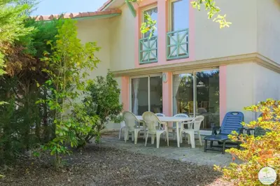 Jardin de l'établissement Biscarrosse duplex 4 pers à 200 m du Lac de Navarrosse