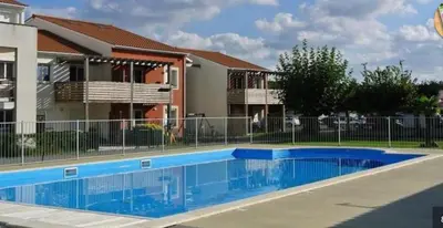 Piscine de l'établissement Rêve de Bisca Appartement spacieux climatisé avec jardin privatif piscine et parking privés ou située à proximité