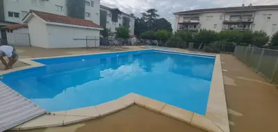 Piscine de l'établissement Rêve de Bisca Appartement spacieux climatisé avec jardin privatif piscine et parking privés ou située à proximité