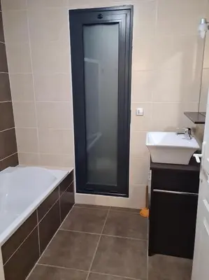 Salle de bains dans l'établissement Maison au Bord de l'Océan