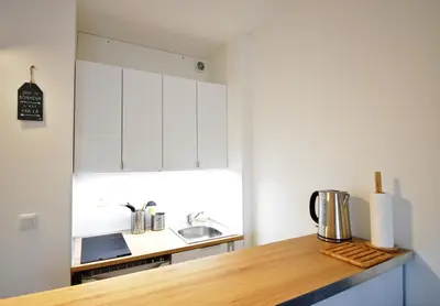 Cuisine ou kitchenette dans l'établissement Balcons du port - Capbreton - A proximite immédiate du port de plaisance, studio en rez de chaussée avec cour dans résidence