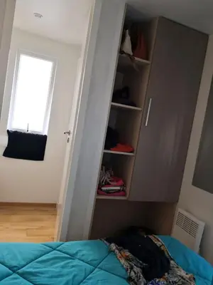 Plan de l'établissement Bungalow chaleureux à Saint-Julien-en-Born avec piscine partagée