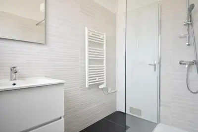 Salle de bains dans l'établissement Horizon - Hossegor appartement situé au deuxième et dernier étage d'une résidence avec ascenseur magnifique vue sur l'océan