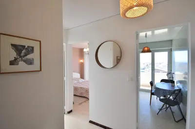 Coin salon dans l'établissement Horizon - Hossegor appartement situé au deuxième et dernier étage d'une résidence avec ascenseur magnifique vue sur l'océan