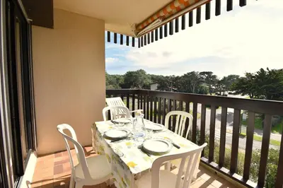 Balcon ou terrasse dans l'établissement Voiliers - Seignosse agréable appartement tout proche de la plage et des commerces