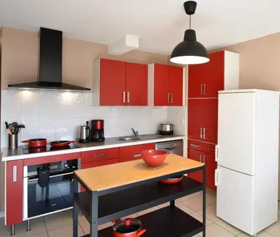 Cuisine ou kitchenette dans l'établissement Cap Marina - Capbreton proche port de plaisance appartement 4 personnes