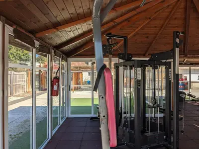 Salle ou équipements de sports de l'établissement mobil home 562 3 ch proche forêt village 4 étoiles Siblu La Reserve