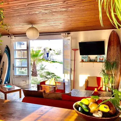 Télévision ou salle de divertissement dans l'établissement Guesthouse Évasion