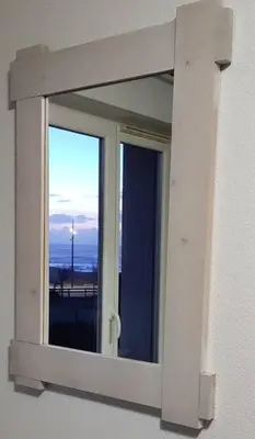 Vue générale sur la mer ou vue sur la mer prise depuis l'appartement