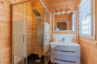 Salle de bains dans l'établissement Villa Perle du Bassin Vue Mer - Arcachon-La Hume