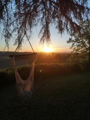 Lever ou coucher de soleil vu de la maison de vacances ou à proximité