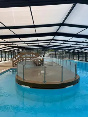 Piscine de l'établissement Mobil Home du Lac - Camping 4 Étoiles ou située à proximité