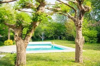 Piscine de l'établissement Villa Ersanavera ou située à proximité
