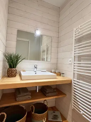 Salle de bains dans l'établissement Gîte Daletxea entre océan et montagne